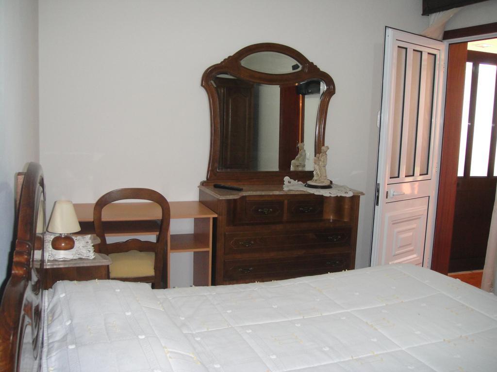 Hospedagem Casa Do Largo Hotel Santo António da Serra Zewnętrze zdjęcie